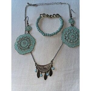 Country Western Turquoise Teal Costume Jewelry Set Earring Bracelet Necklace